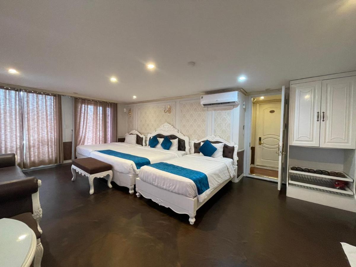 Aquamarine Premium Cruise Hotel Ha Long Bagian luar foto