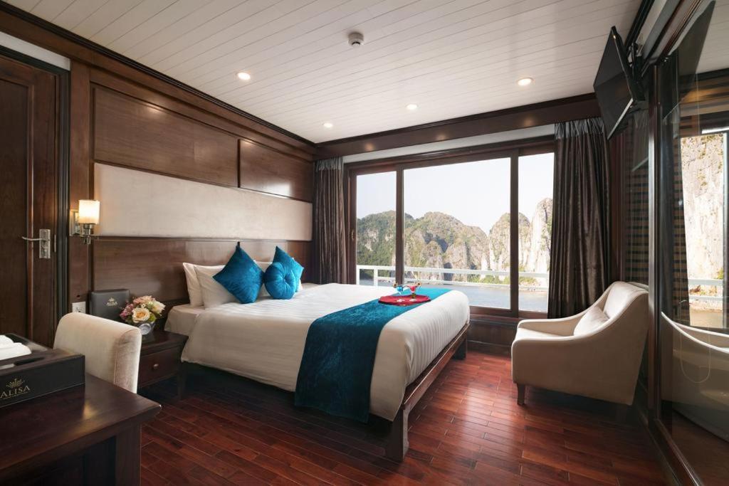 Aquamarine Premium Cruise Hotel Ha Long Bagian luar foto